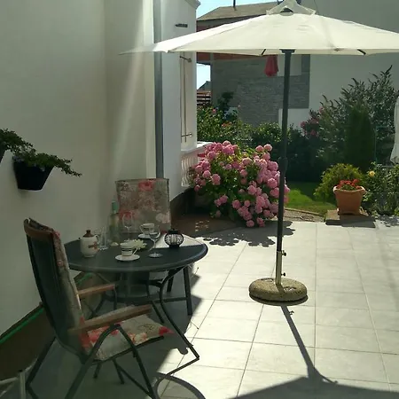 Apartments Lipic Vodice Exterior photo