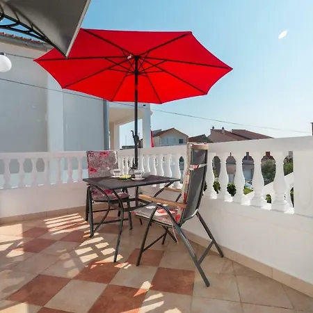 Apartments Lipic Vodice Exterior photo