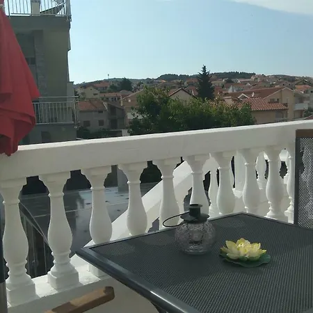 Apartments Lipic Vodice Exterior photo