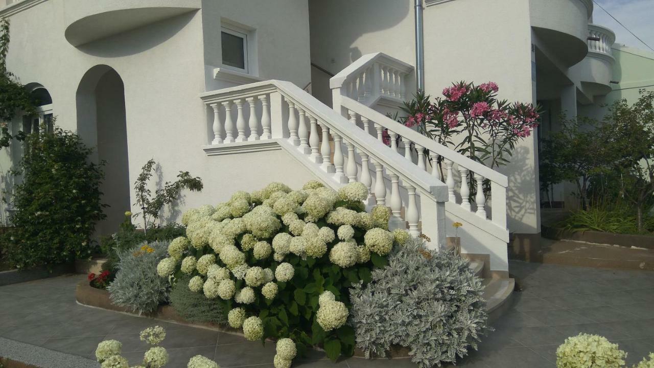 Lipic Apartment