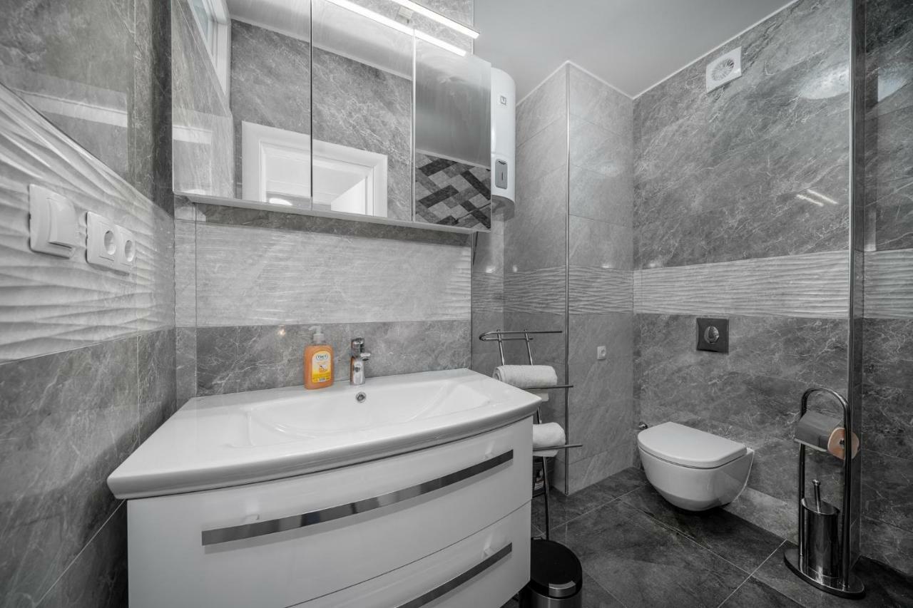 Lipic Apartment *